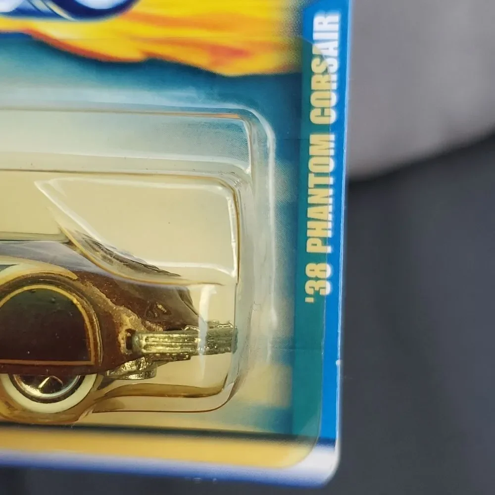 Hot Wheels 1938 Phantom Crosair NIP